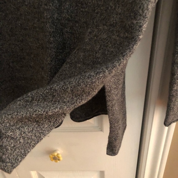 Aritzia  Babaton wool linen blend V neck pullover sweater size small - Picture 8 of 13